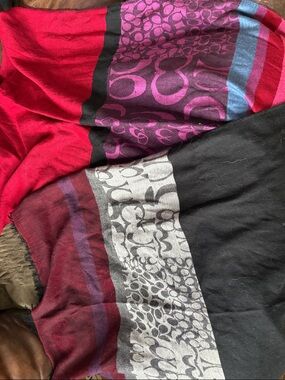 Multicolor Patterned Scarf - Red, Purple, Black, Gray